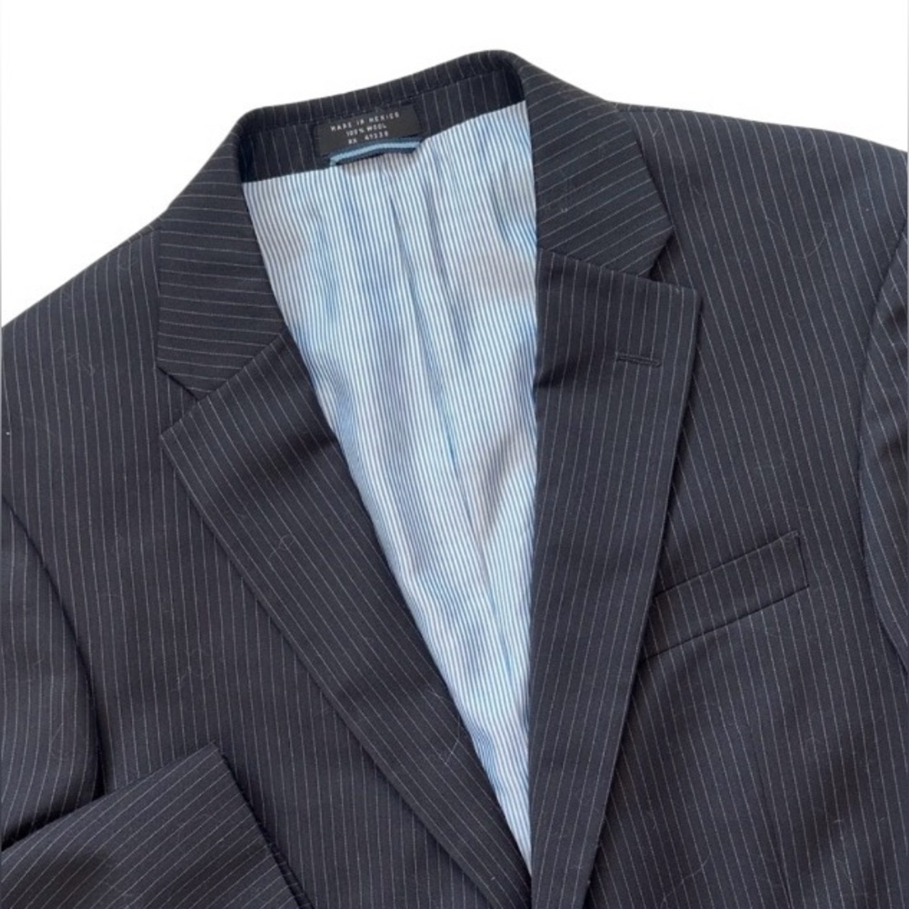 Tommy Hilfiger 100% Wool Blazer Men 40 R Black Pinstripes Lined single breast
